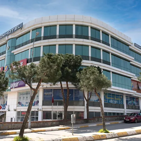 Zoom - Airport Pendik Center Hotel *